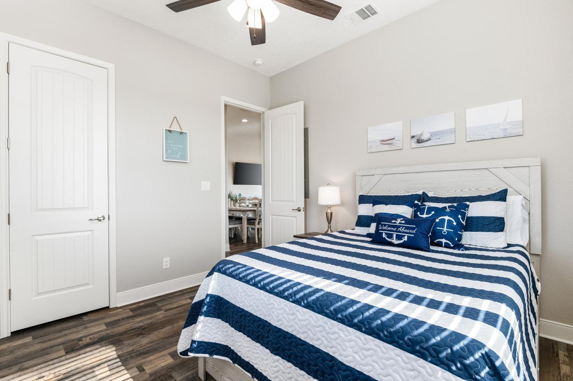 Stylish 4Br Crystal Beach Retreat Walk To Beach Bolivar Peninsula Εξωτερικό φωτογραφία